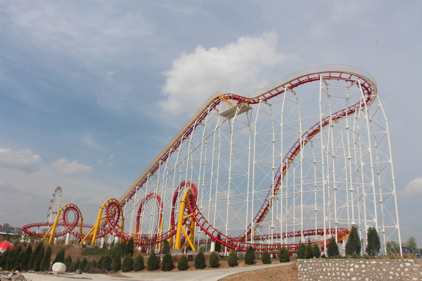 Buyer resources for thrill ride projects — photograph 4