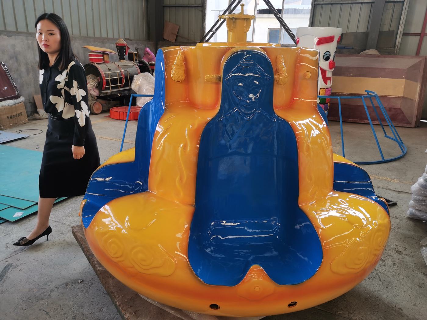 Medium pendulum ride ordered by a Canadian theme park