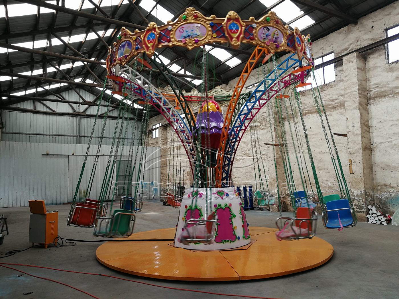 Fruit flying chair rides — photograph 2